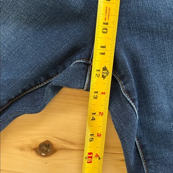 Time and Tru High Rise Curvy Skinny Jeans Size 14 - Picture 6 of 8